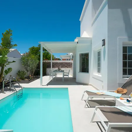 Villa Charlana By Buenavilla *