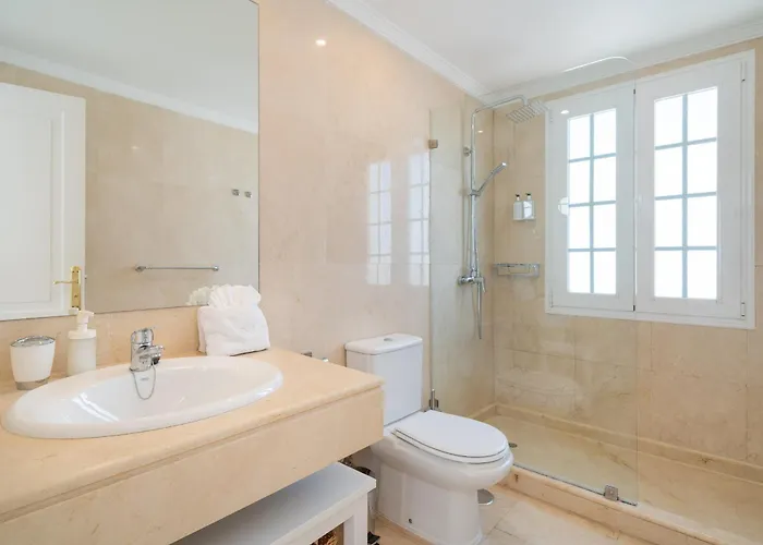 빌라 Charlana By Buenavilla *