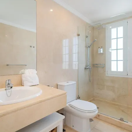 Villa Charlana By Buenavilla *