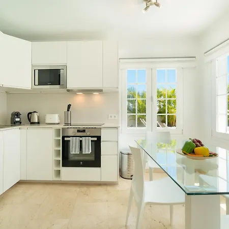 Charlana By Buenavilla Willa *