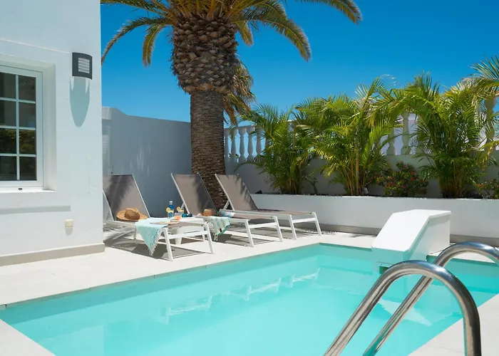 Charlana By Buenavilla